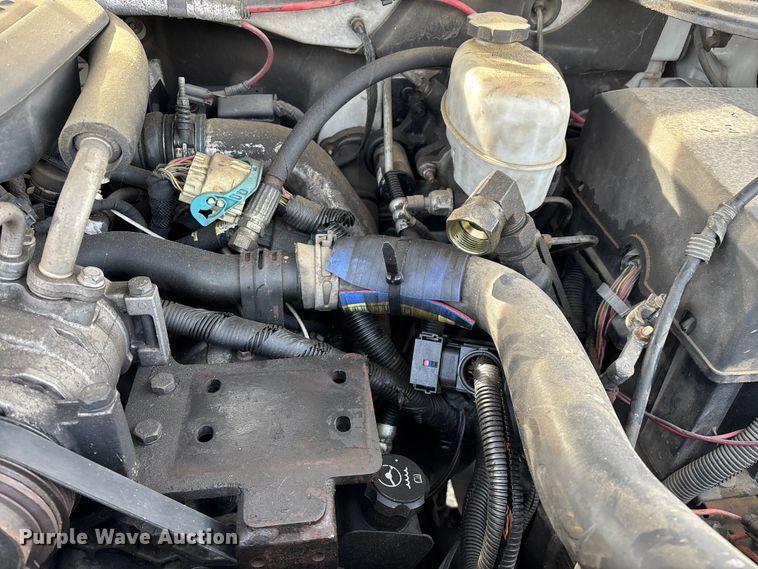 image for item ED2339 2008 GMC Sierra 3500HD utility bed pickup truck