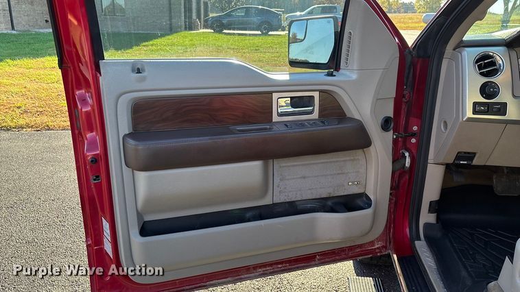 image for item ED2342 2010 Ford F150 SuperCrew pickup truck