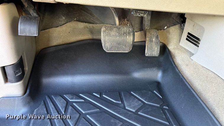 image for item ED2342 2010 Ford F150 SuperCrew pickup truck