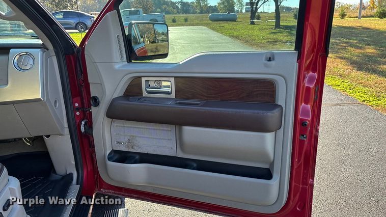 image for item ED2342 2010 Ford F150 SuperCrew pickup truck