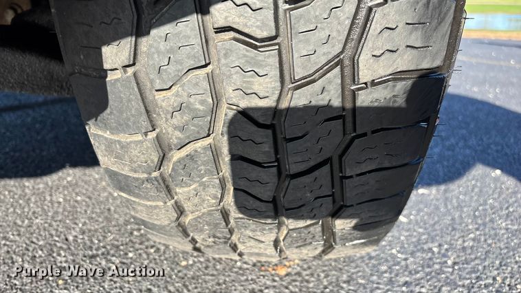 image for item ED2342 2010 Ford F150 SuperCrew pickup truck