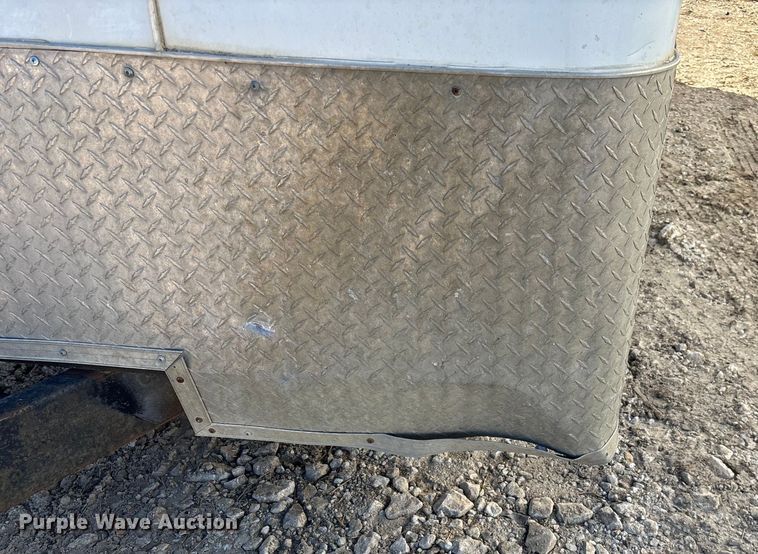 image for item ED2345 2006 Roadmaster RME818TA2 enclosed cargo trailer