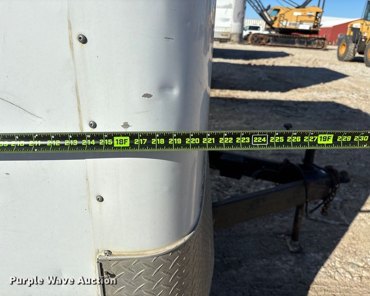 image for item ED2345 2006 Roadmaster RME818TA2 enclosed cargo trailer