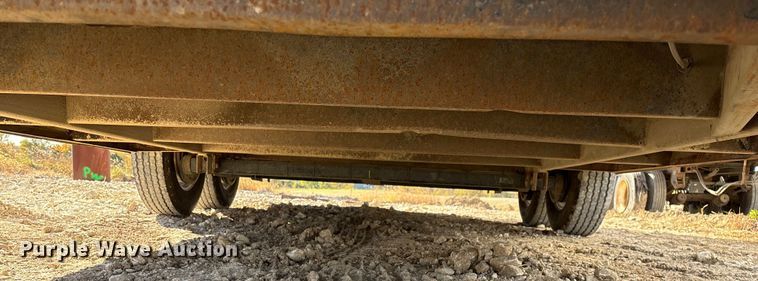 image for item ED2345 2006 Roadmaster RME818TA2 enclosed cargo trailer