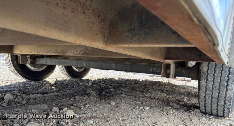 image for item ED2345 2006 Roadmaster RME818TA2 enclosed cargo trailer