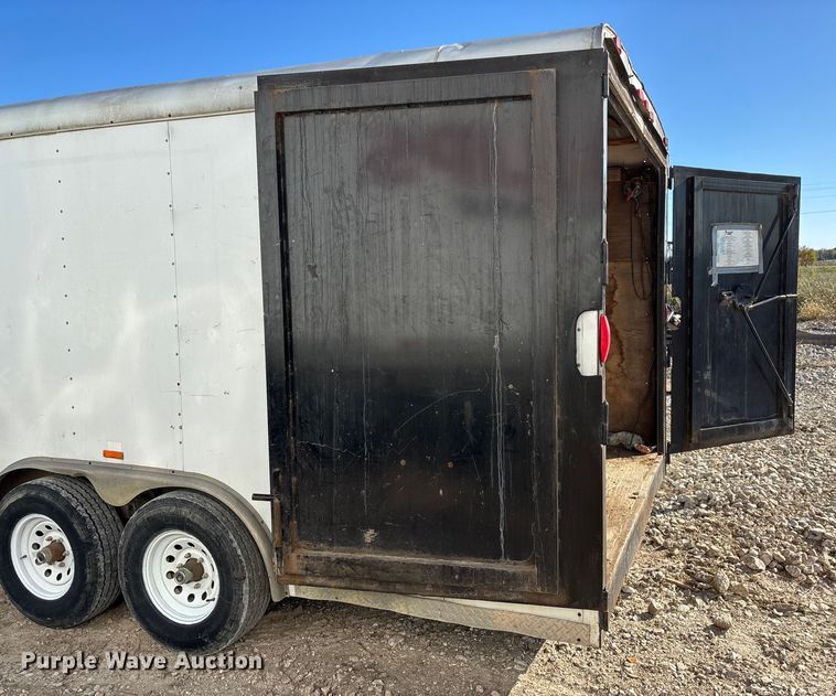 image for item ED2345 2006 Roadmaster RME818TA2 enclosed cargo trailer