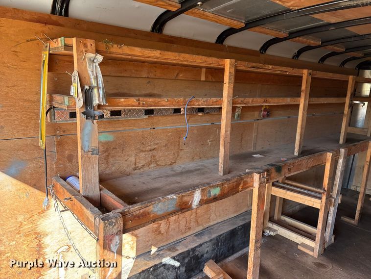 image for item ED2345 2006 Roadmaster RME818TA2 enclosed cargo trailer