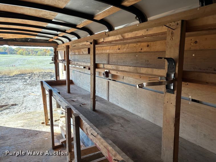 image for item ED2345 2006 Roadmaster RME818TA2 enclosed cargo trailer