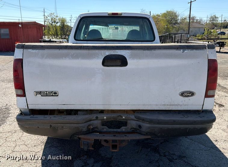 image for item ED5002 2001 Ford F250 Super Duty SuperCab pickup truck