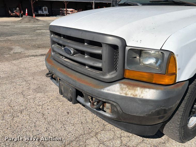 image for item ED5002 2001 Ford F250 Super Duty SuperCab pickup truck