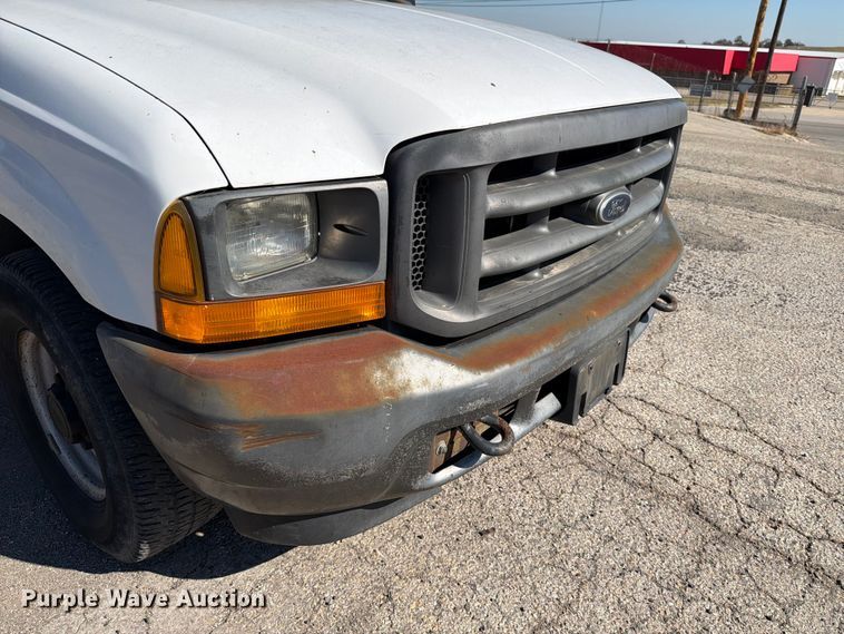 image for item ED5002 2001 Ford F250 Super Duty SuperCab pickup truck