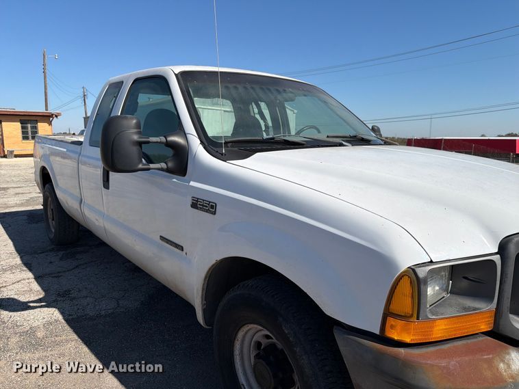 image for item ED5002 2001 Ford F250 Super Duty SuperCab pickup truck