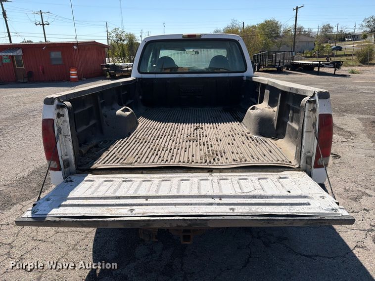 image for item ED5002 2001 Ford F250 Super Duty SuperCab pickup truck