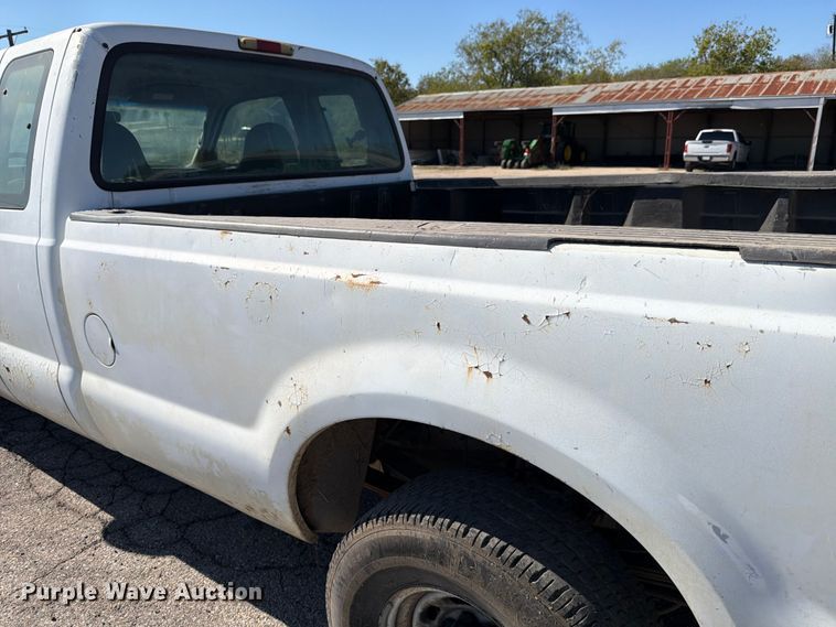 image for item ED5002 2001 Ford F250 Super Duty SuperCab pickup truck