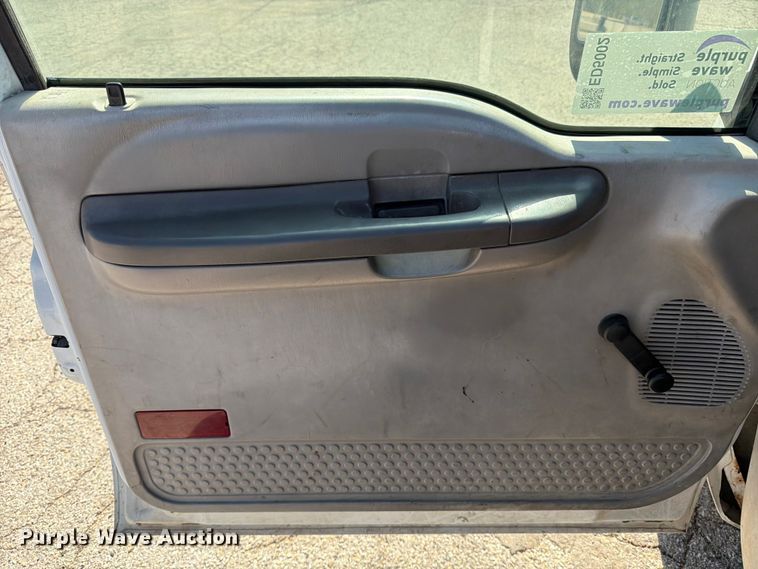 image for item ED5002 2001 Ford F250 Super Duty SuperCab pickup truck