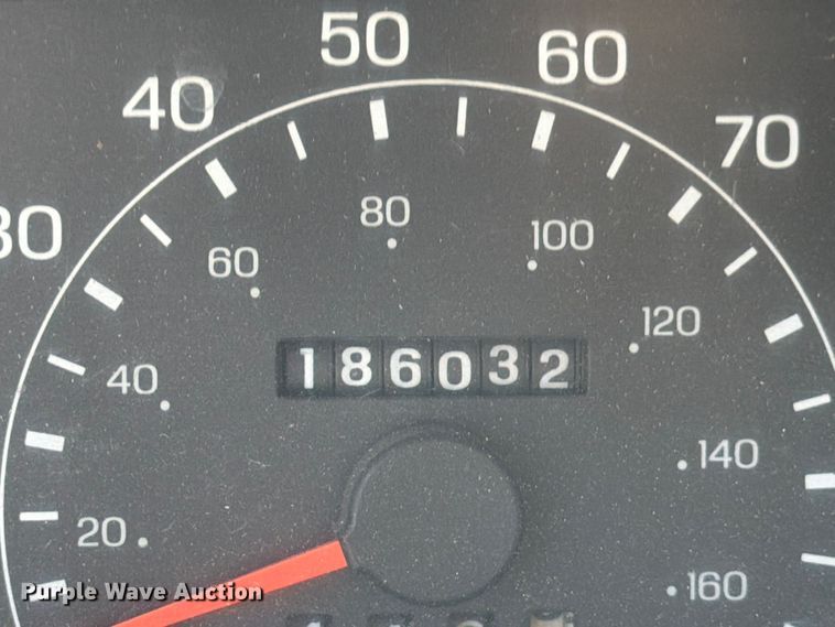 image for item ED5002 2001 Ford F250 Super Duty SuperCab pickup truck