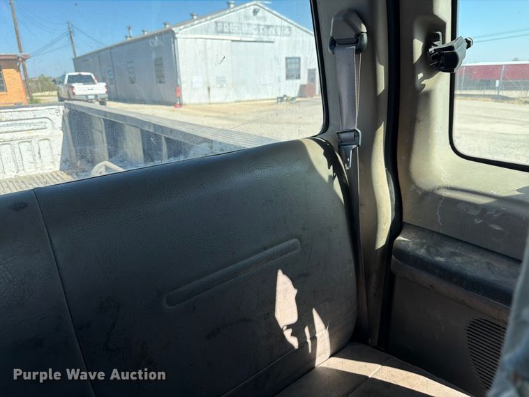 image for item ED5002 2001 Ford F250 Super Duty SuperCab pickup truck