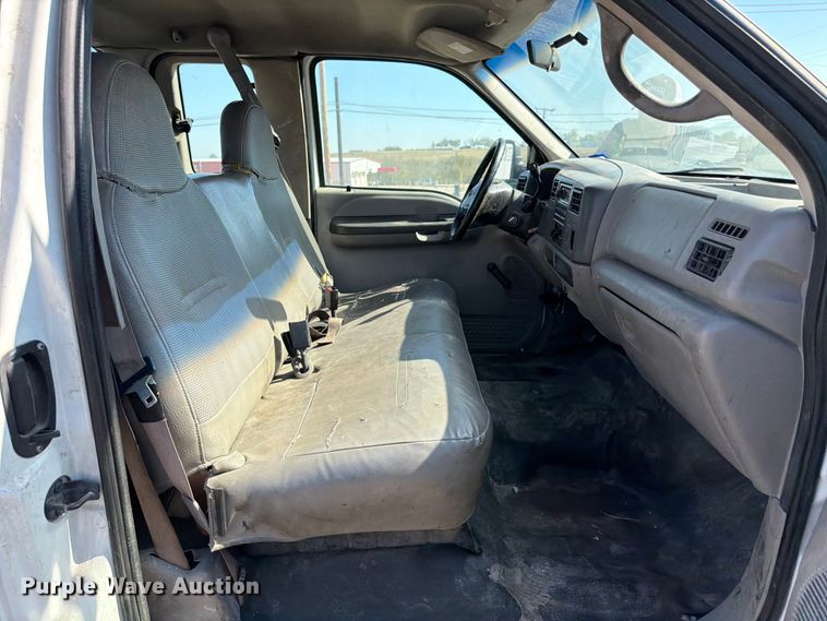 image for item ED5002 2001 Ford F250 Super Duty SuperCab pickup truck