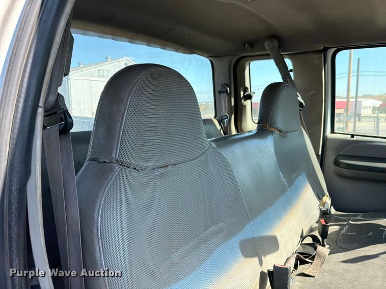 image for item ED5002 2001 Ford F250 Super Duty SuperCab pickup truck