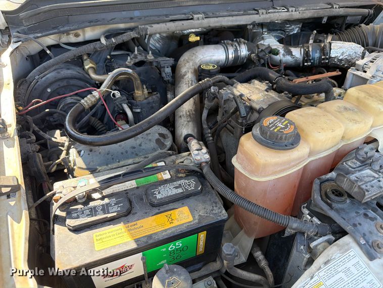 image for item ED5002 2001 Ford F250 Super Duty SuperCab pickup truck