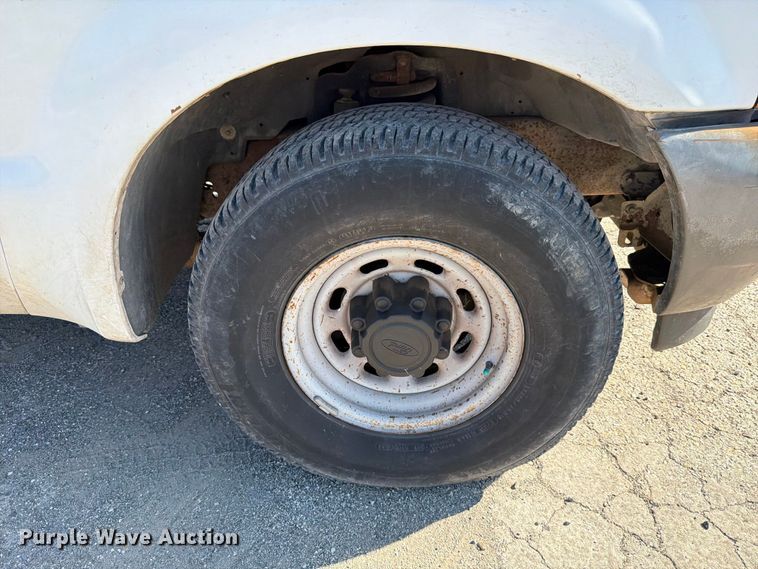 image for item ED5002 2001 Ford F250 Super Duty SuperCab pickup truck