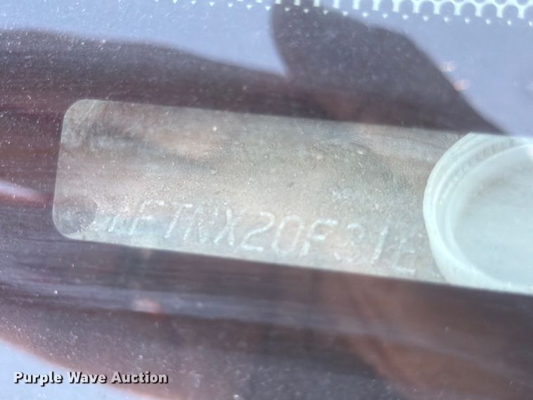 image for item ED5002 2001 Ford F250 Super Duty SuperCab pickup truck