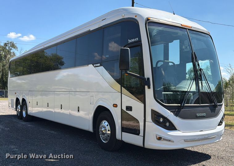 image for item ED5984 2014 Freightliner Giro 3600 coach bus