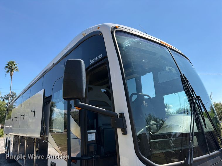 image for item ED5984 2014 Freightliner Giro 3600 coach bus