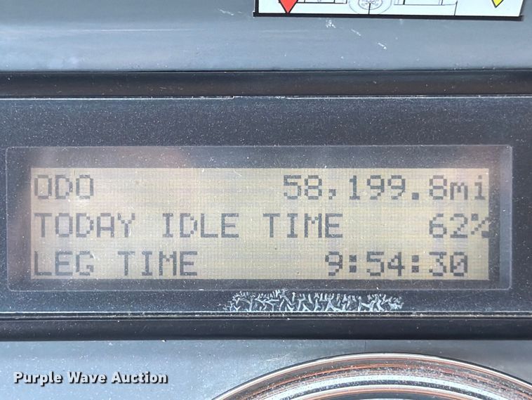 image for item ED5984 2014 Freightliner Giro 3600 coach bus