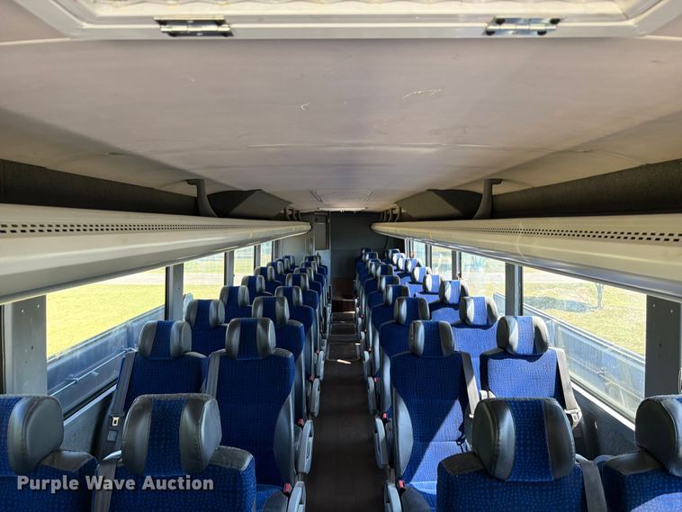 image for item ED5984 2014 Freightliner Giro 3600 coach bus