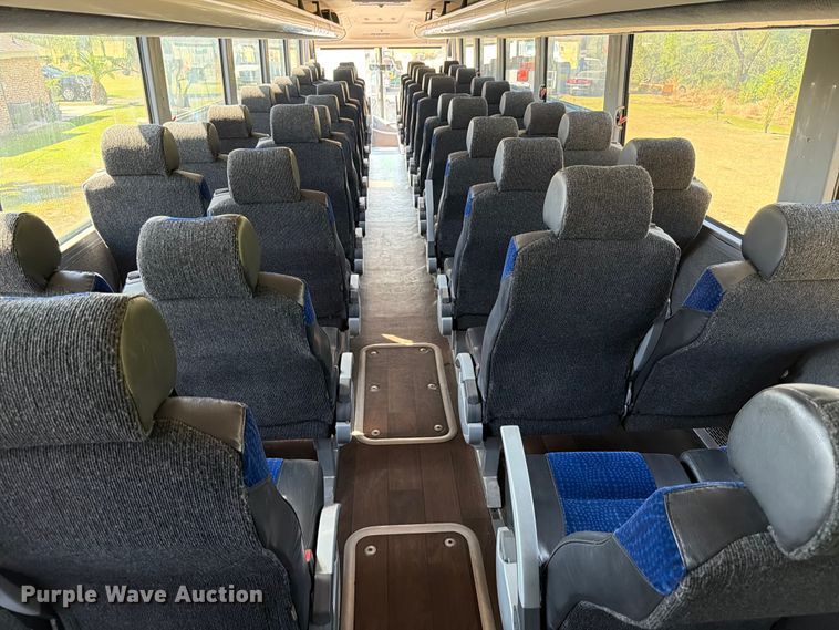 image for item ED5984 2014 Freightliner Giro 3600 coach bus