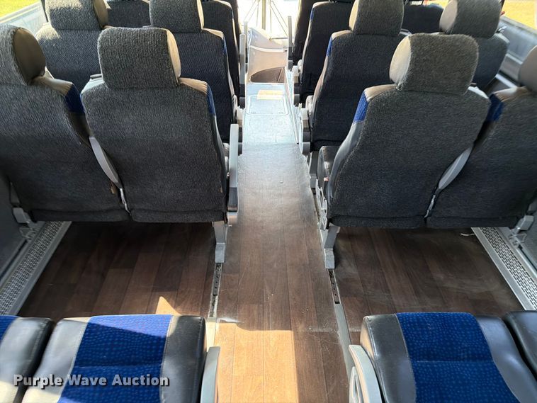 image for item ED5984 2014 Freightliner Giro 3600 coach bus