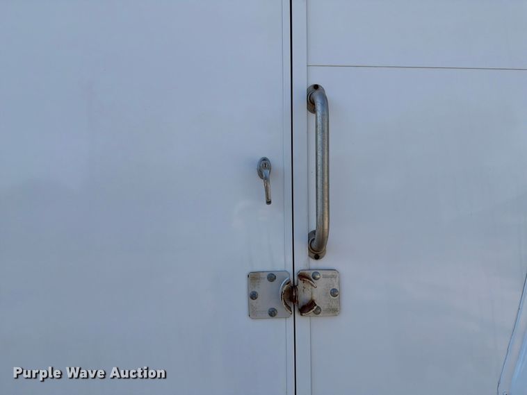 image for item ED5985 2009 Ford F650 Super Duty prisoner transport bus