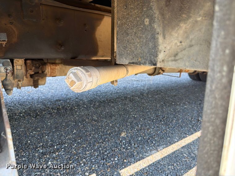 image for item ED5985 2009 Ford F650 Super Duty prisoner transport bus