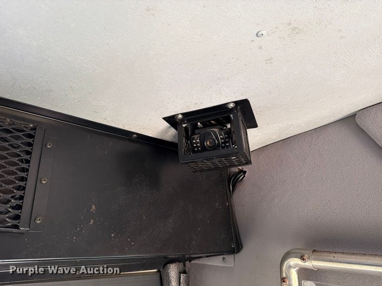 image for item ED5985 2009 Ford F650 Super Duty prisoner transport bus