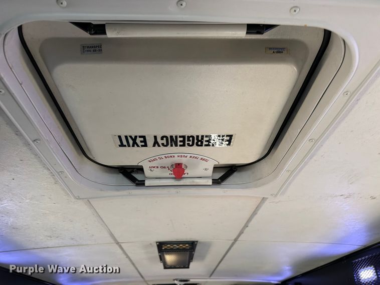 image for item ED5985 2009 Ford F650 Super Duty prisoner transport bus