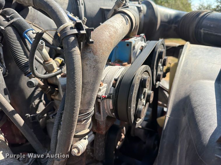 image for item ED5985 2009 Ford F650 Super Duty prisoner transport bus