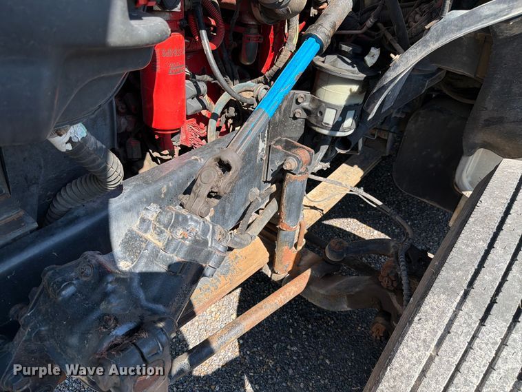 image for item ED5985 2009 Ford F650 Super Duty prisoner transport bus