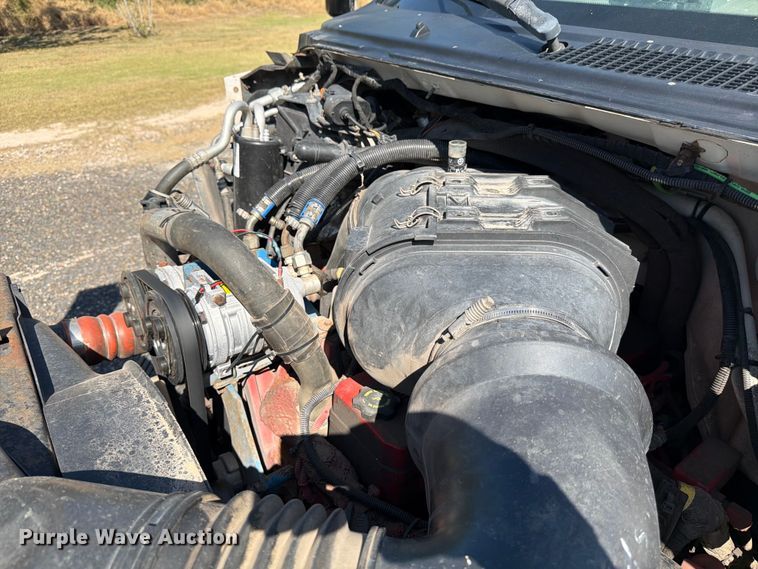 image for item ED5985 2009 Ford F650 Super Duty prisoner transport bus