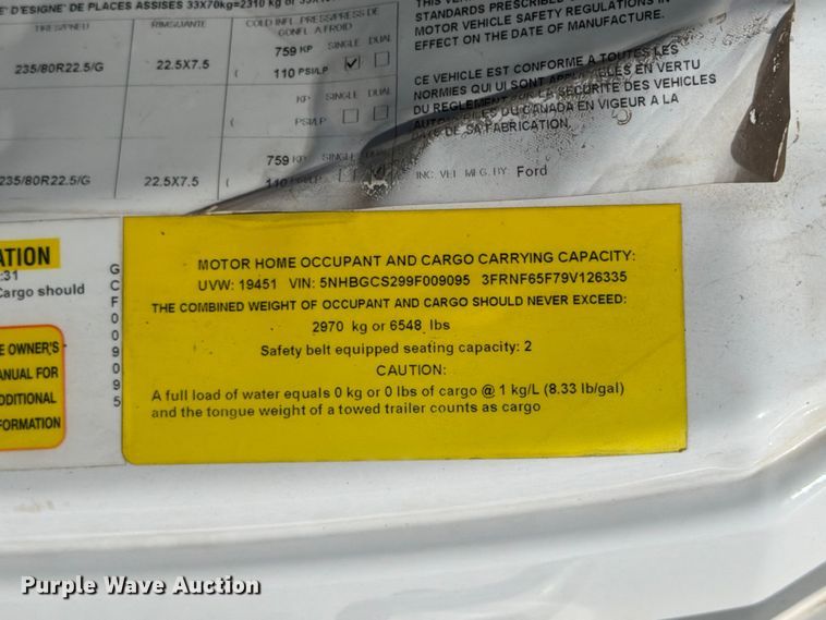 image for item ED5985 2009 Ford F650 Super Duty prisoner transport bus