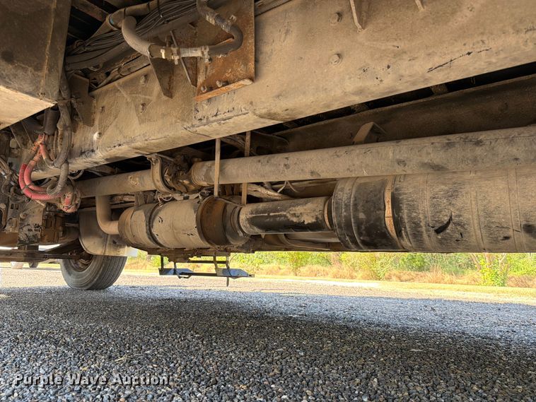 image for item ED5986 2014 Freightliner Business Class M2 prisoner transport bus