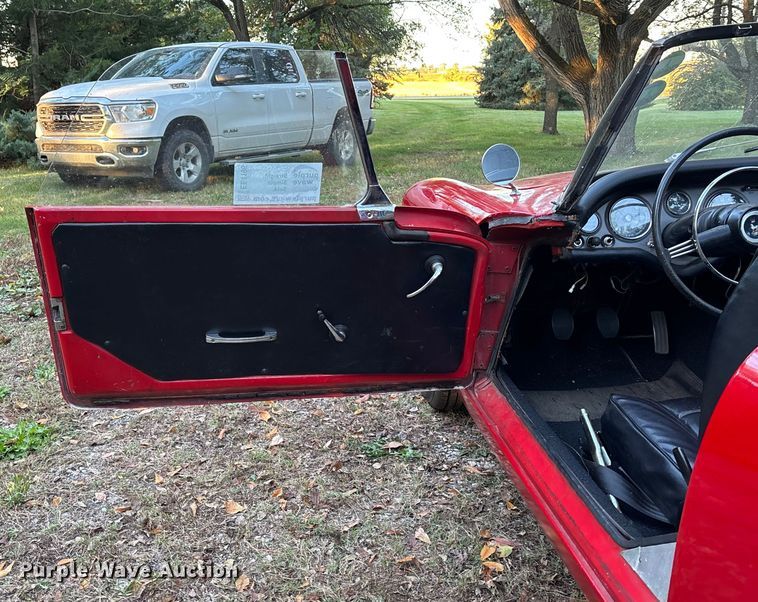 image for item EE4196 1962 Sunbeam  Alpine convertible