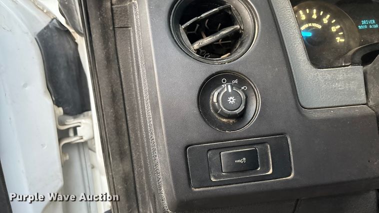 image for item EE4211 2012 Ford F150 pickup truck