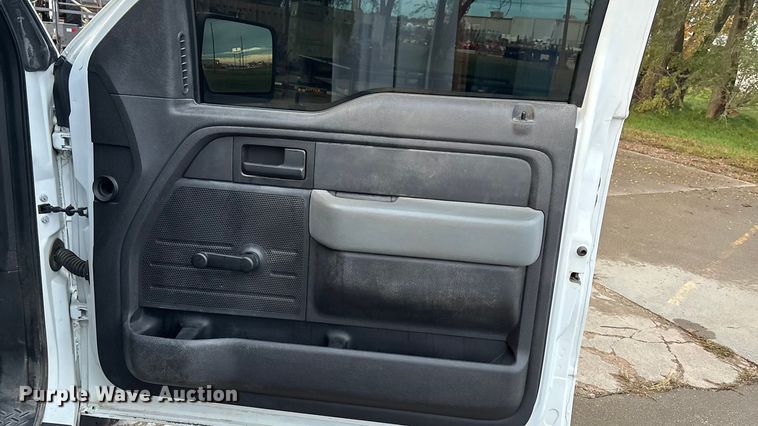 image for item EE4211 2012 Ford F150 pickup truck