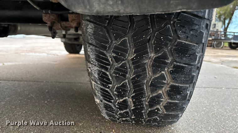 image for item EE4211 2012 Ford F150 pickup truck