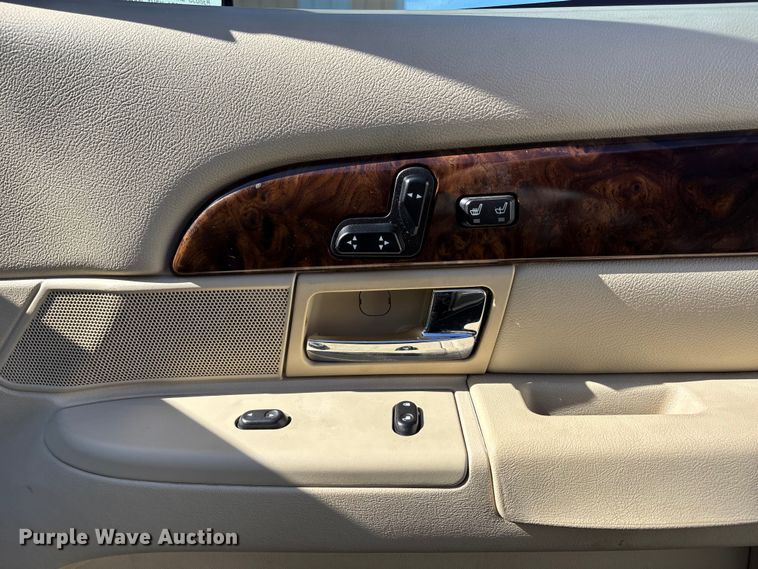 image for item EE4227 2006 Mercury Grand Marquis LS 