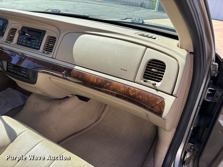 image for item EE4227 2006 Mercury Grand Marquis LS 