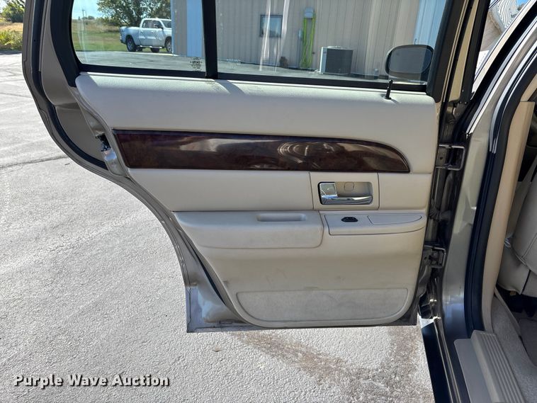 image for item EE4227 2006 Mercury Grand Marquis LS 