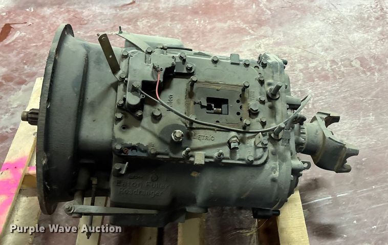 image for item EE4284 Eaton Fuller FRO–162100 transmission