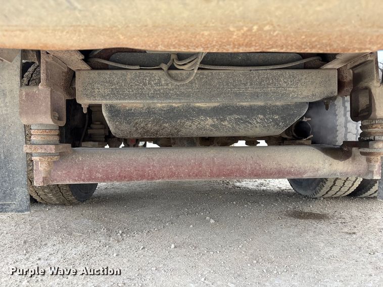 image for item EE4291 1999 Chevrolet C3500 bucket truck